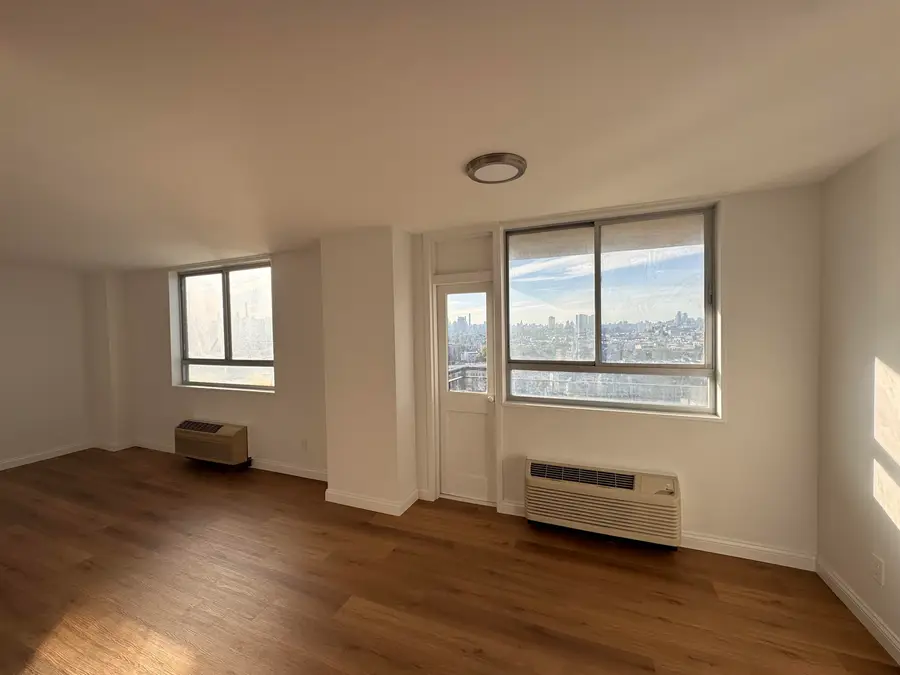 100 MANHATTAN AVE #413, Union City, NJ 07087 - #2