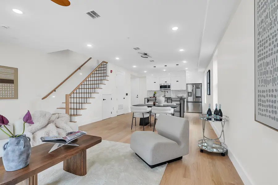 82 PAMRAPO AVE #3A, Jersey City, NJ 07305 - #2