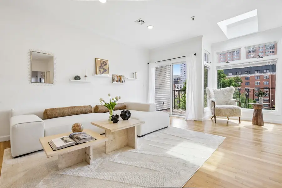 180 WASHINGTON ST #PH14, Jersey City, NJ 07302 - #2