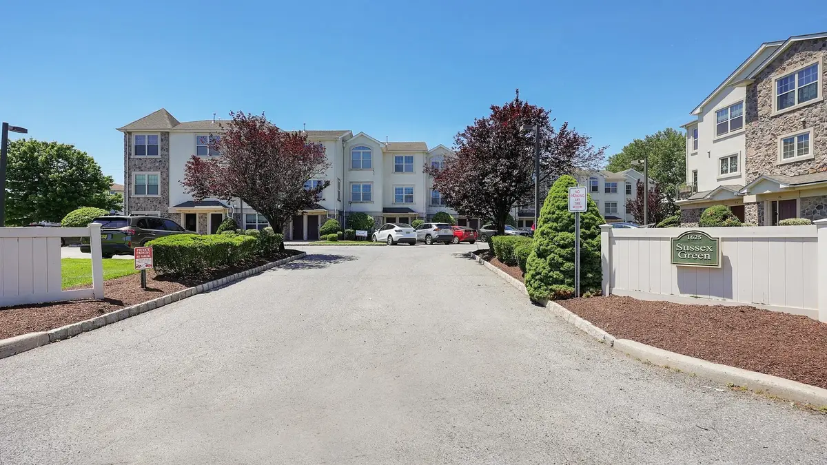 1625 PATERSON PLANK RD, Secaucus, NJ 07094 - #1