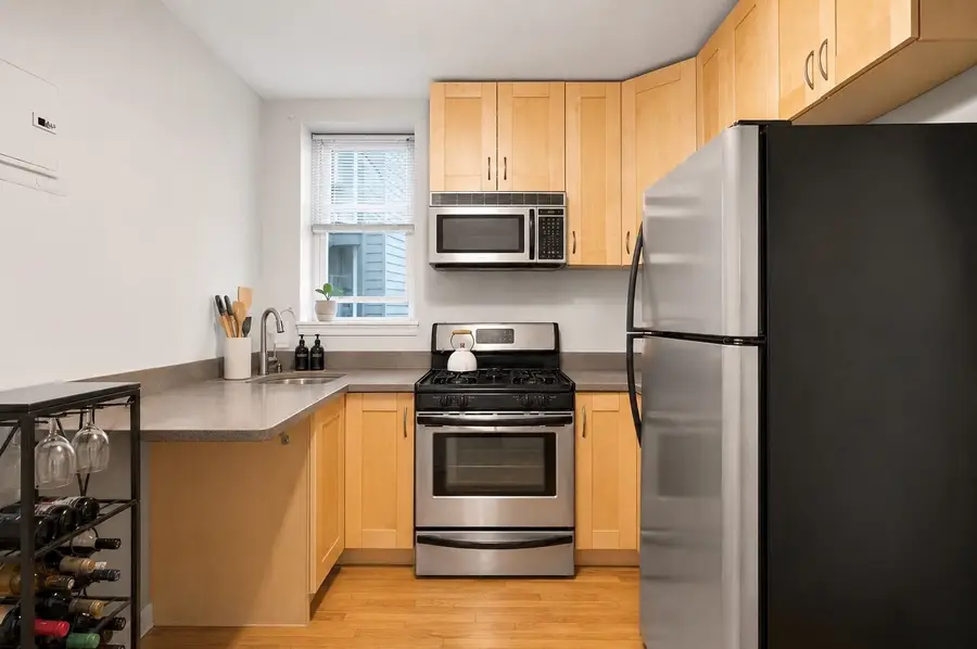 111 MALLORY AVE #2, Jersey City, NJ 07304 - #2