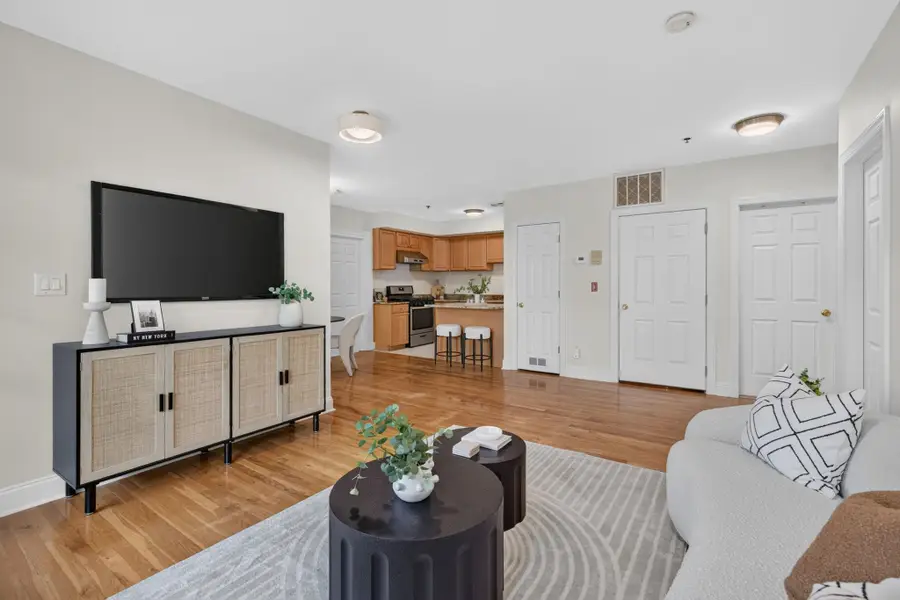 215 GRAND ST #2R, Hoboken, NJ 07030 - #3