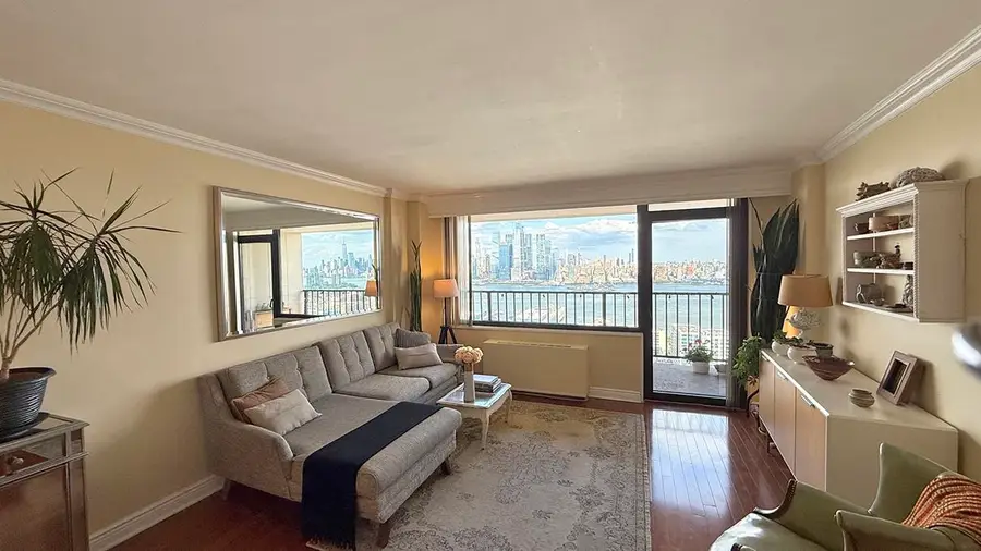 380 MOUNTAIN RD #2006, Union City, NJ 07087 - #2