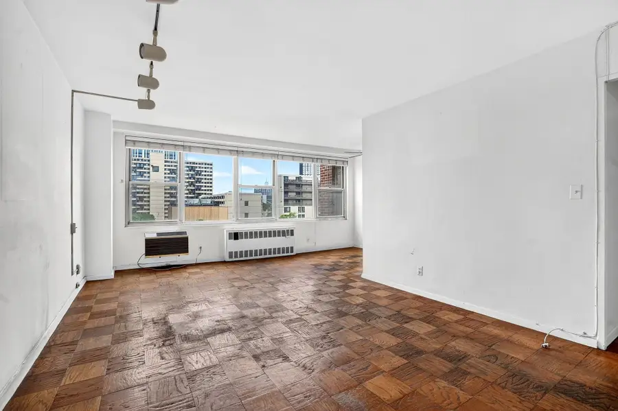 10 HURON AVE #7S, Jersey City, NJ 07306 - #3
