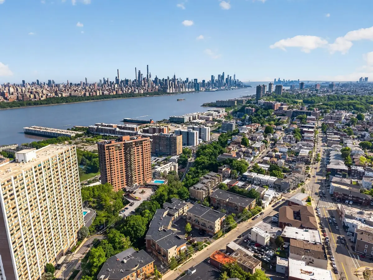 200 LAIRD AVE #204, Cliffside Park, NJ 07010 - #1