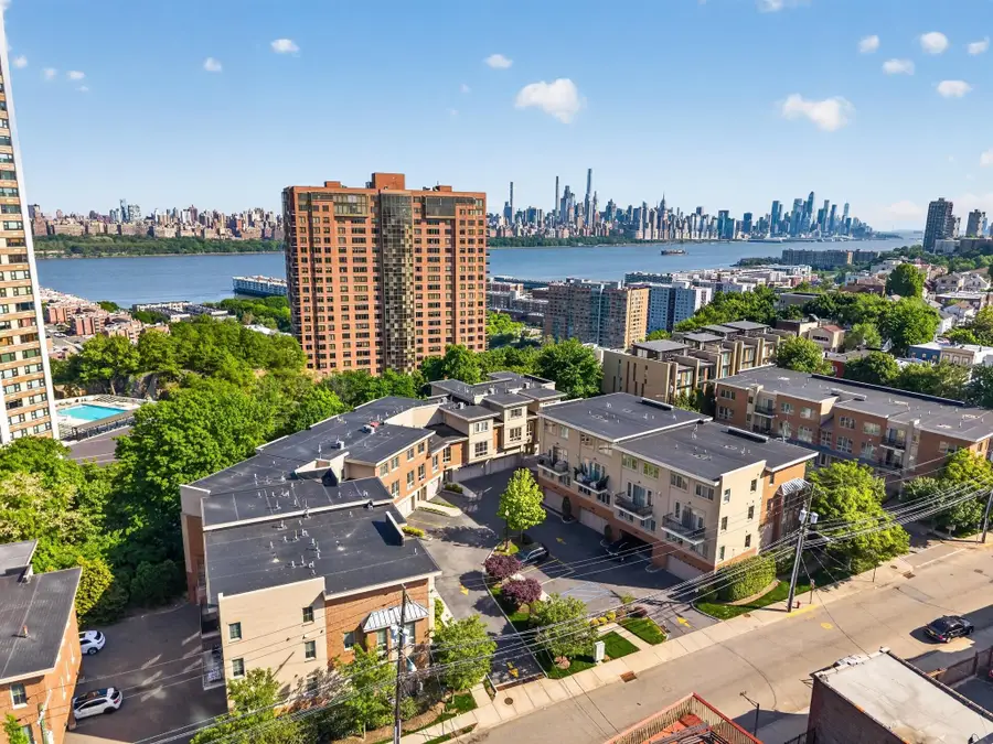 200 LAIRD AVE #204, Cliffside Park, NJ 07010 - #2