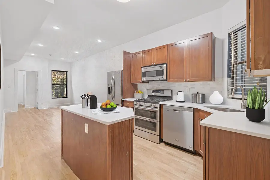 340 PAVONIA AVE #102, Jersey City, NJ 07302 - #3