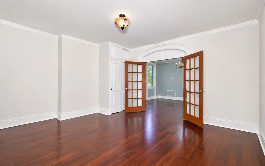 19 WEST 9TH ST, Bayonne, NJ 07002 - #3