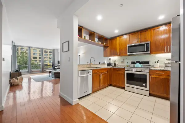 20 NEWPORT PARKWAY #305, JC, Downtown, NJ 07310