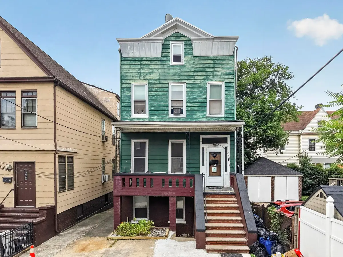 19 LINDEN CT, Jersey City, NJ 07305 - #1