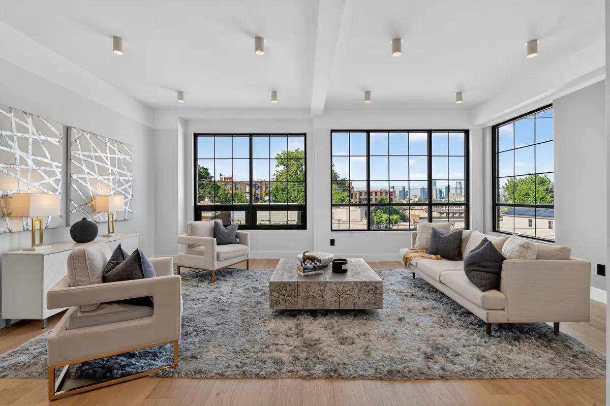 31 BAYVIEW AVE #2, Jersey City, NJ 07305 - #1