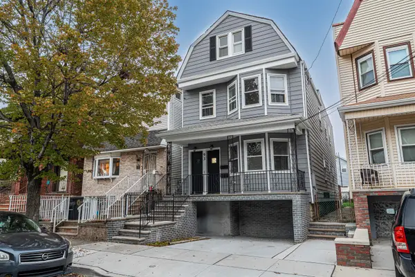 93 WEST 11TH ST, Bayonne, NJ 07002