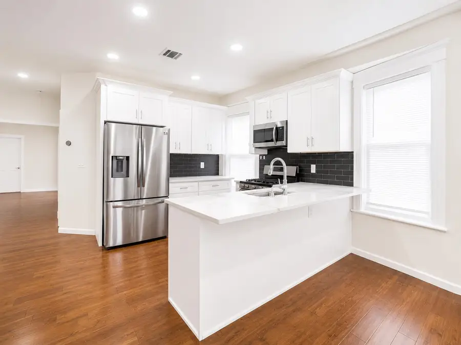 244 CLINTON AVE, Jersey City, NJ 07304 - #3