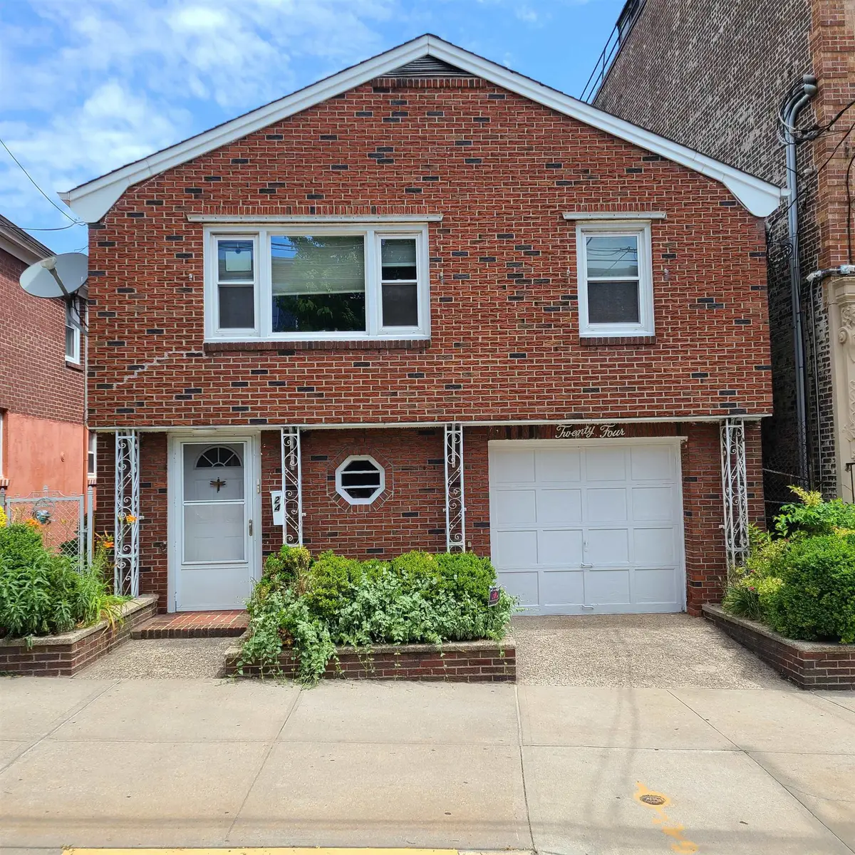 24 63RD ST, West New York, NJ 07093 - #1