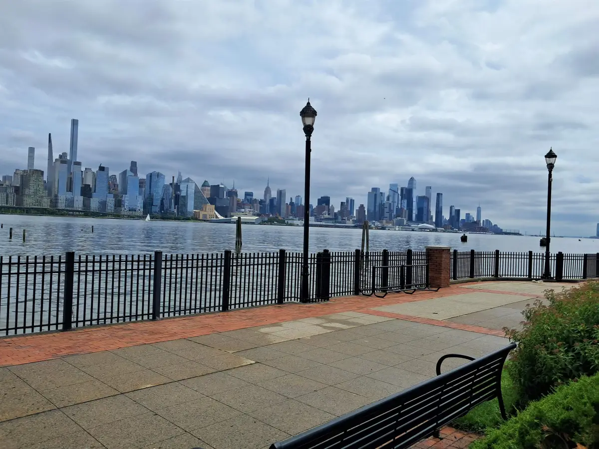 411 NEWBURGH CT #411, West New York, NJ 07093 - #1