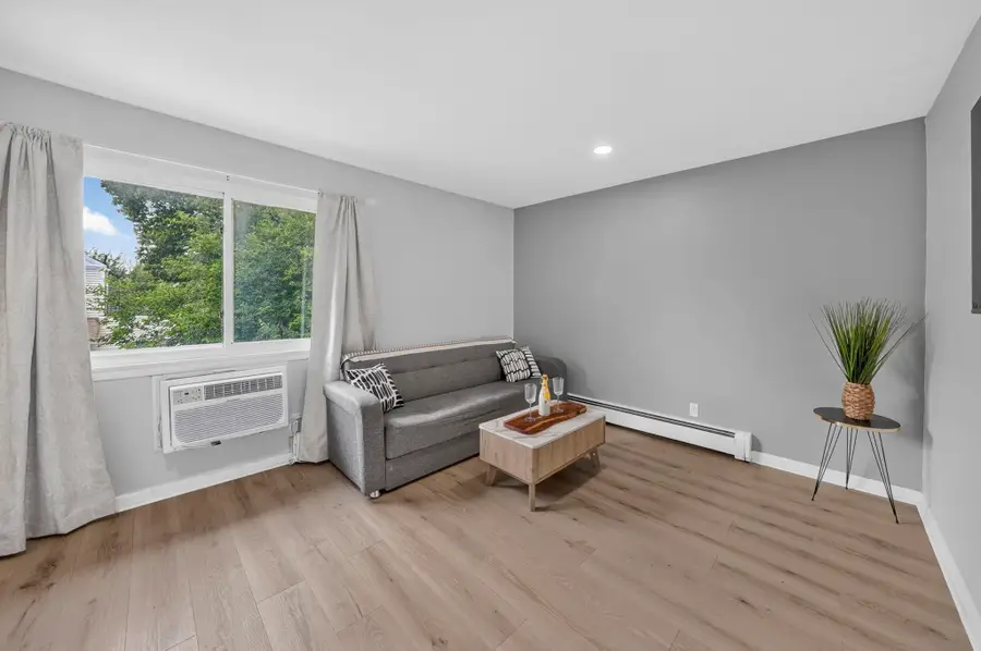 9052 NEW YORK AVE #1B, North Bergen, NJ 07047 - #2