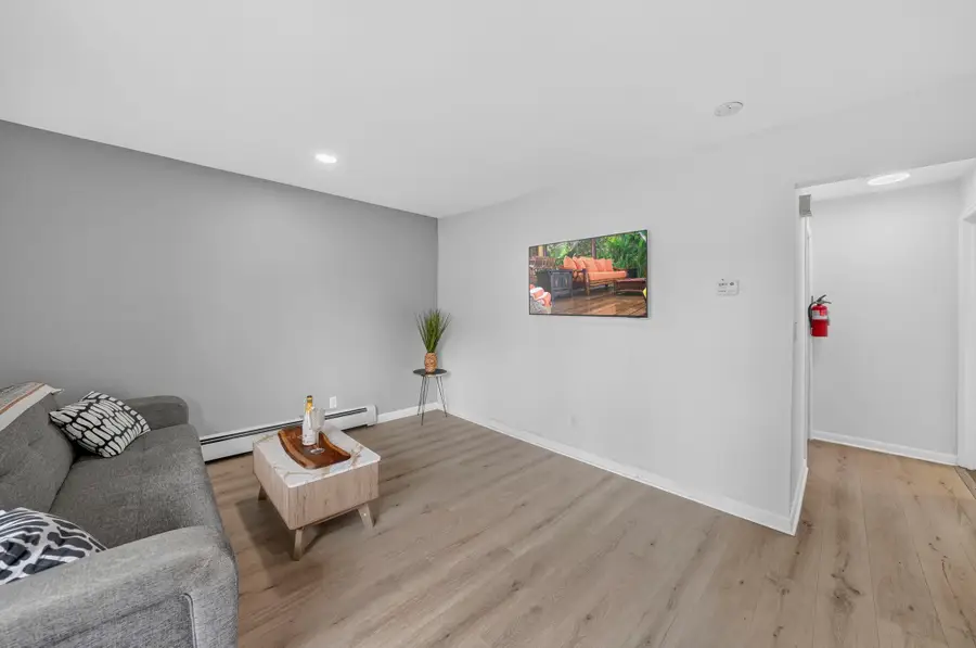 9052 NEW YORK AVE #1B, North Bergen, NJ 07047 - #3
