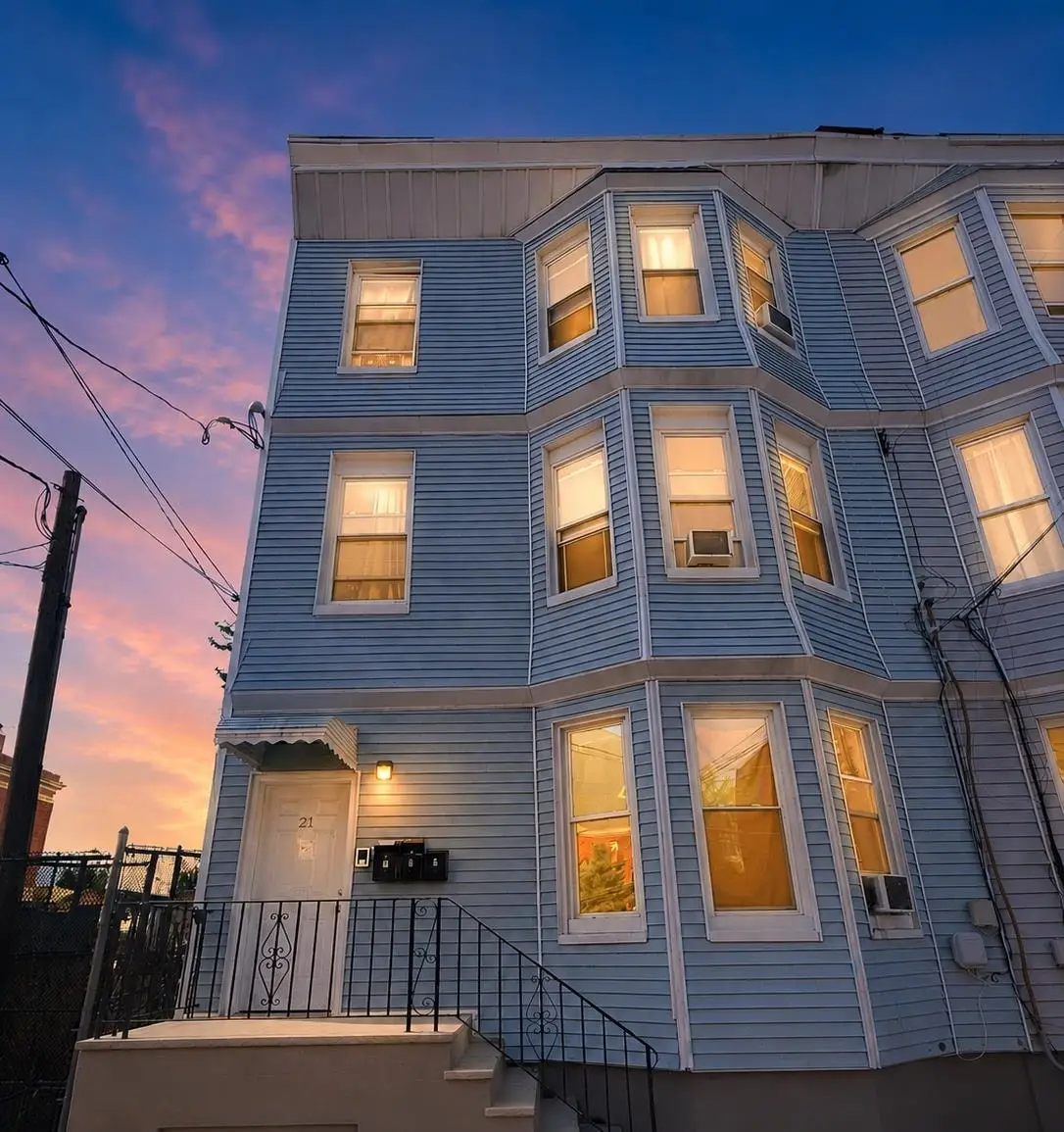 21 GREENVILLE AVE, Jersey City, NJ 07305 - #1