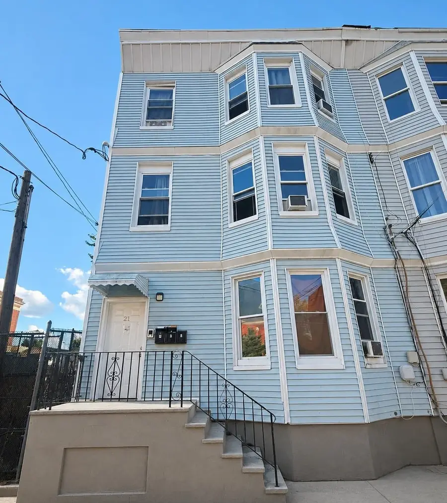 21 GREENVILLE AVE, Jersey City, NJ 07305 - #2