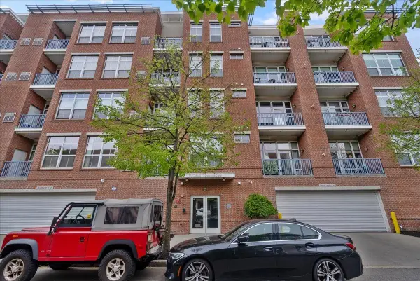 3 GREENWICH DR #85, JC, West Bergen, NJ 07305