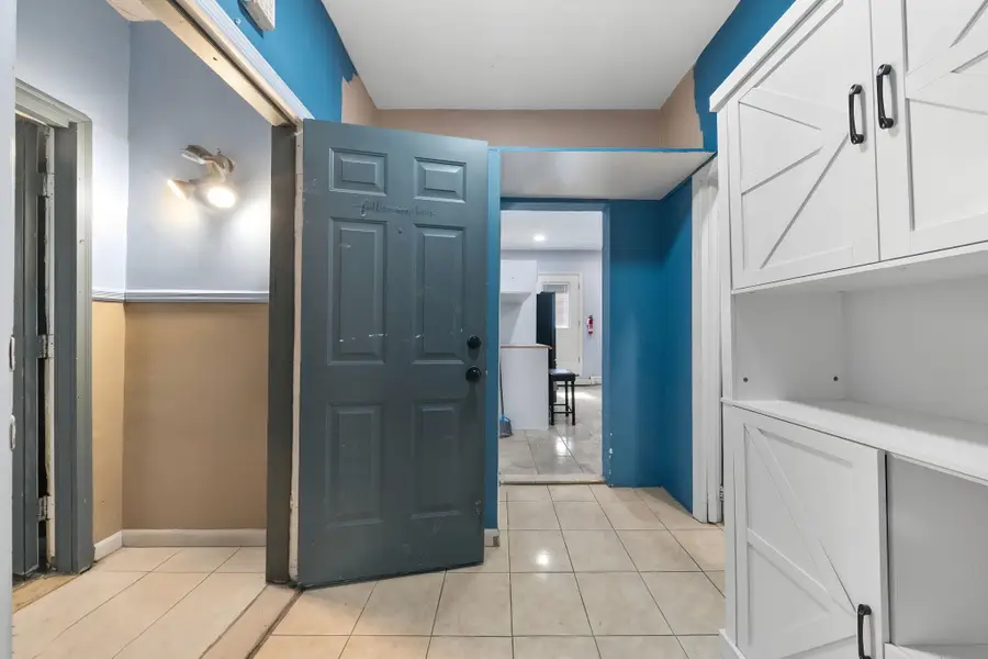 396 BALDWIN AVE, Jersey City, NJ 07306 - #2