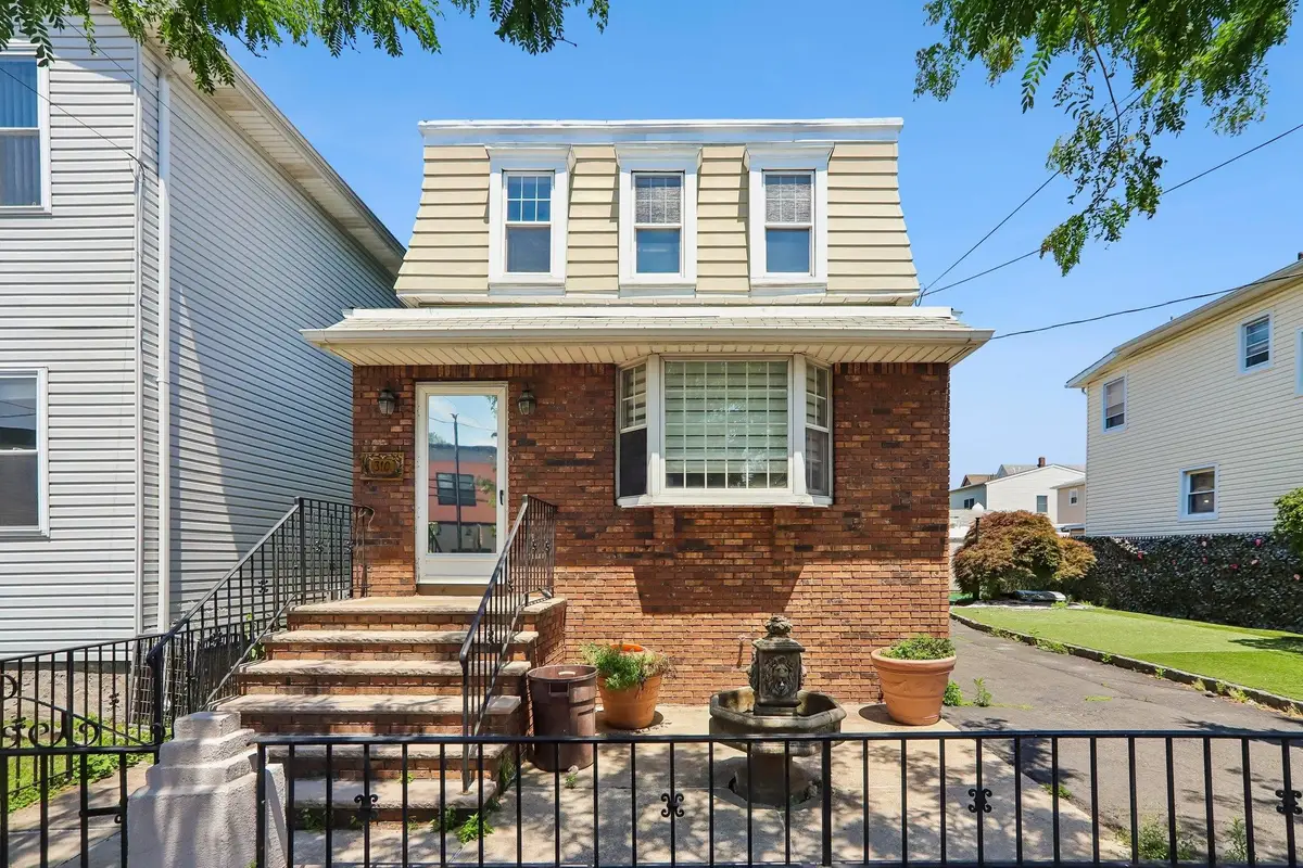 310 CENTRE AVE, Secaucus, NJ 07094 - #1