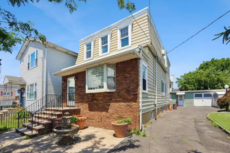 310 CENTRE AVE, Secaucus, NJ 07094 - #2