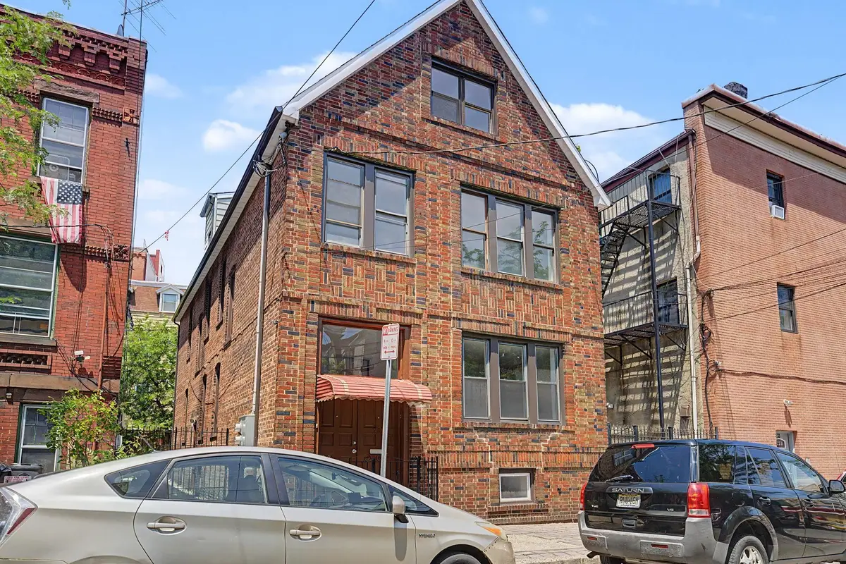 29-31 CRESCENT AVE, Jersey City, NJ 07304 - #1