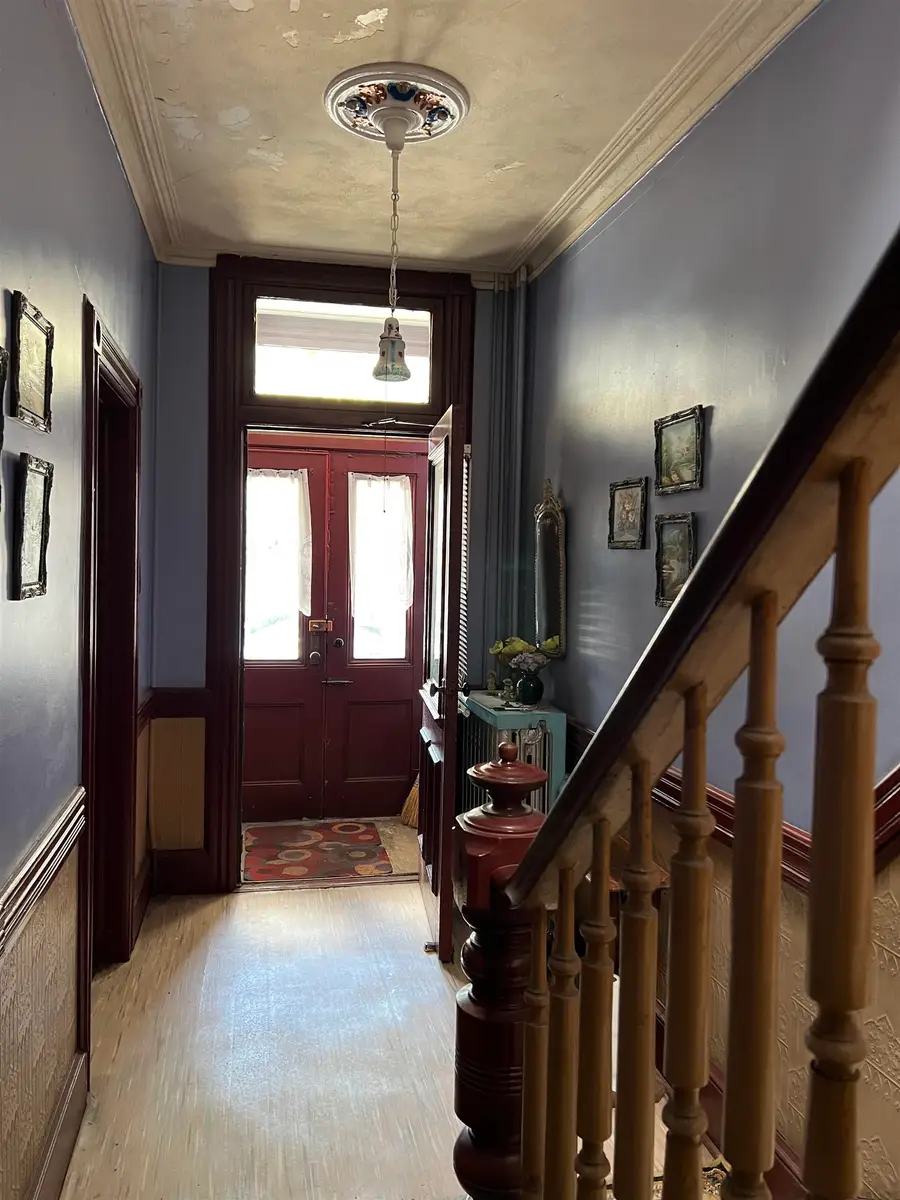 5 MILLTON AVE, Jersey City, NJ 07307 - #2