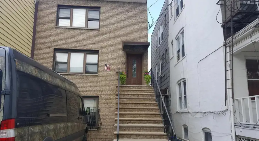 84 LAIDLAW AVE, Jersey City, NJ 07306 - #2