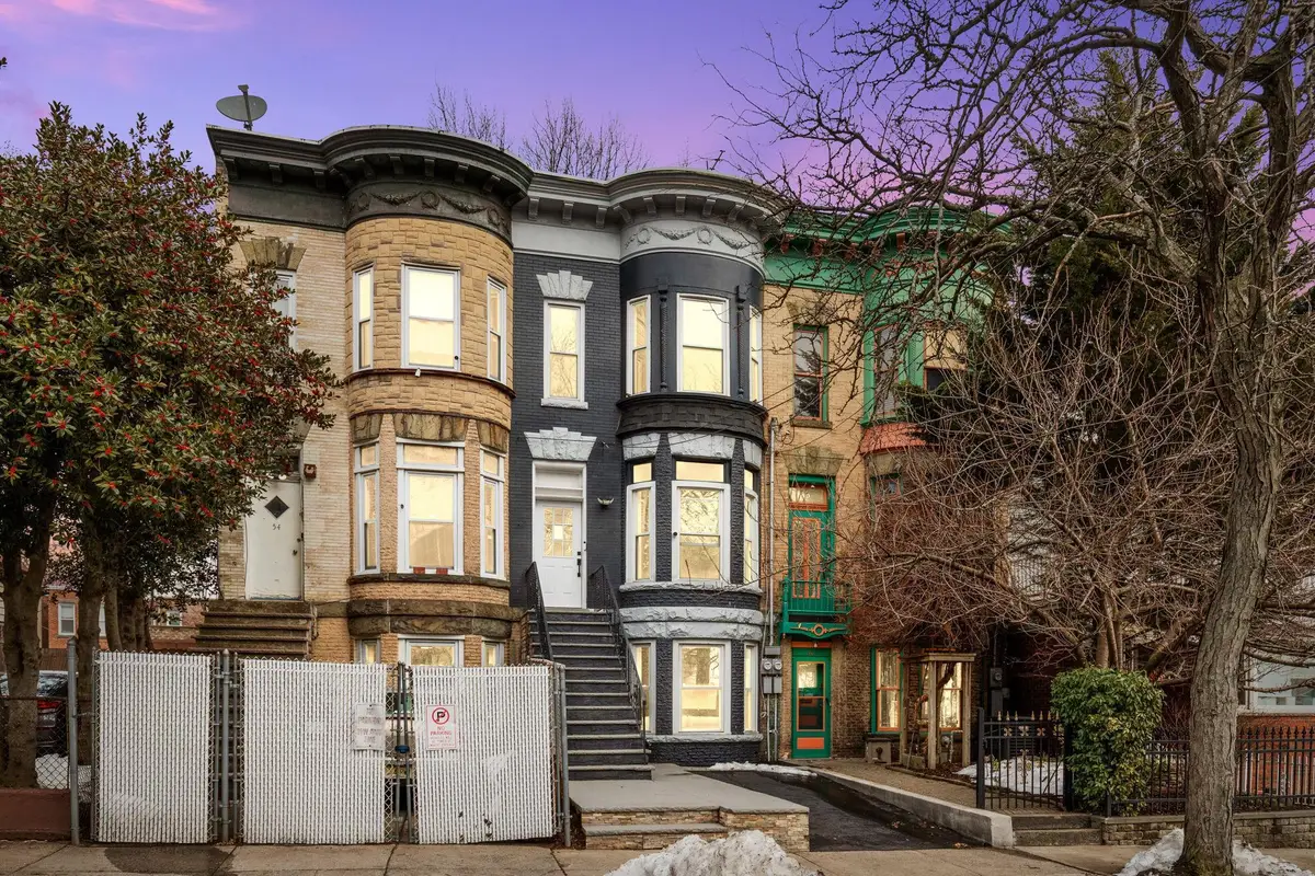 52 BRINKERHOFF ST, Jersey City, NJ 07304 - #1