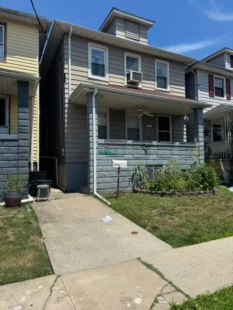 172 CENTRE AVE, Secaucus, NJ 07094
