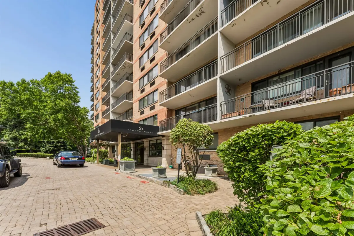 60 PARKWAY DR #1M, East Orange, NJ 07017 - #1