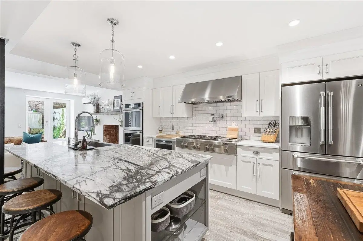 69 WAYNE ST, Jersey City, NJ 07302 - #1