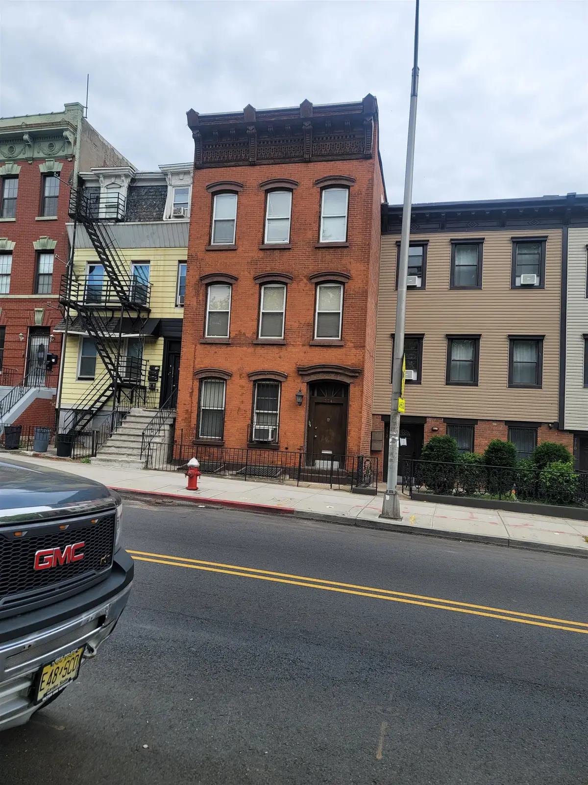 774 GRAND ST, Jersey City, NJ 07304 - #1