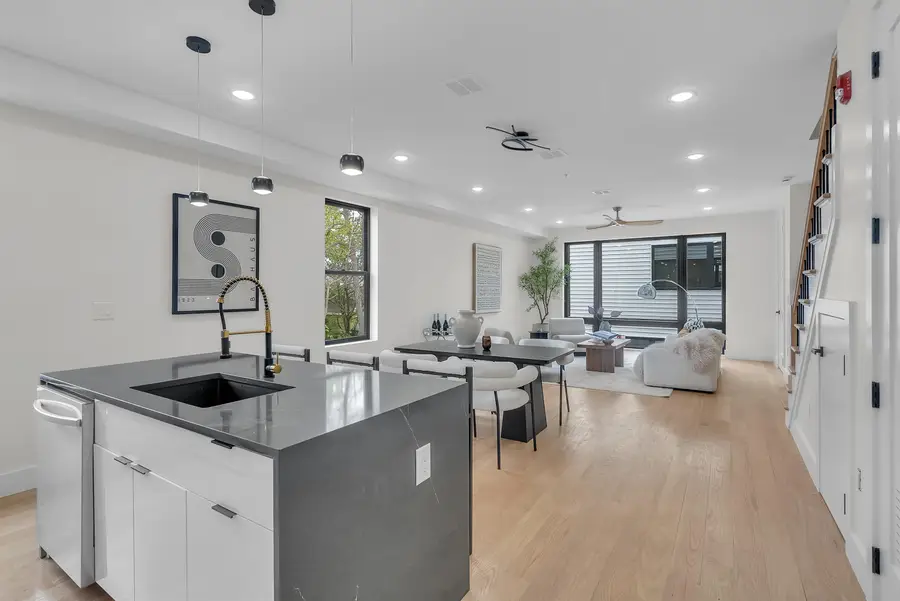 82 PAMRAPO AVE #C, Jersey City, NJ 07305 - #3