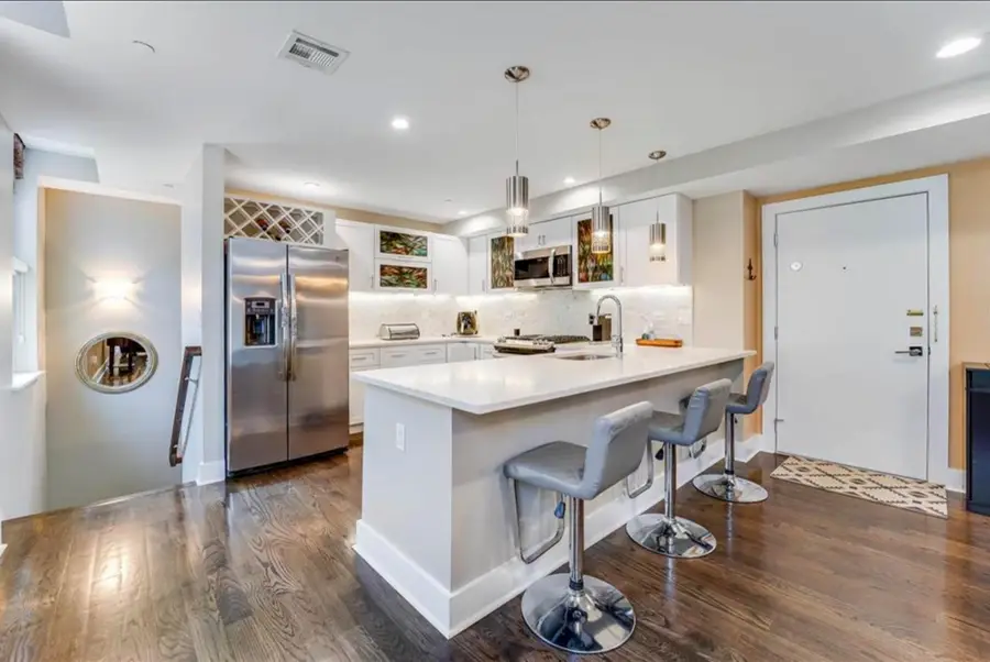 126 DELAWARE AVE #3, Jersey City, NJ 07306 - #3