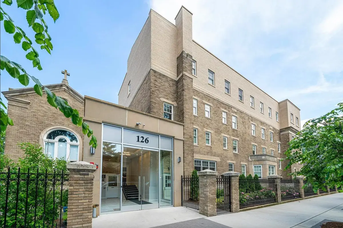 126 DELAWARE AVE #10, Jersey City, NJ 07306 - #1