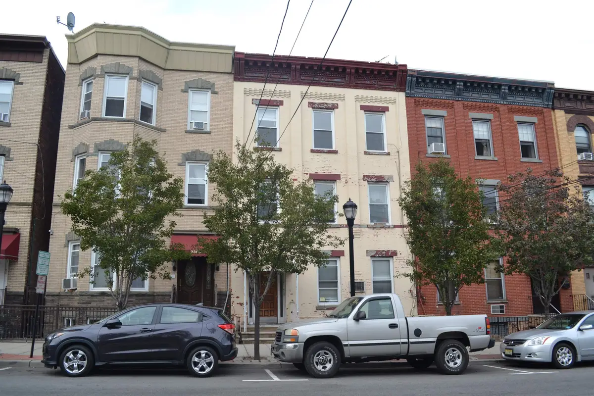 2305 NEW YORK AVE, Union City, NJ 07087 - #1