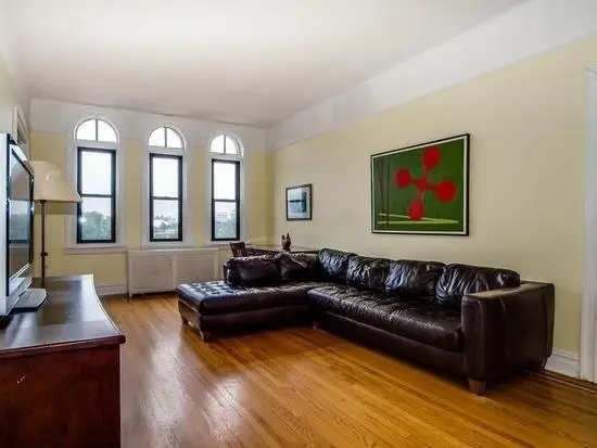 131 KENSINGTON AVE #E2, JC, Bergen-Lafayett, NJ 07304