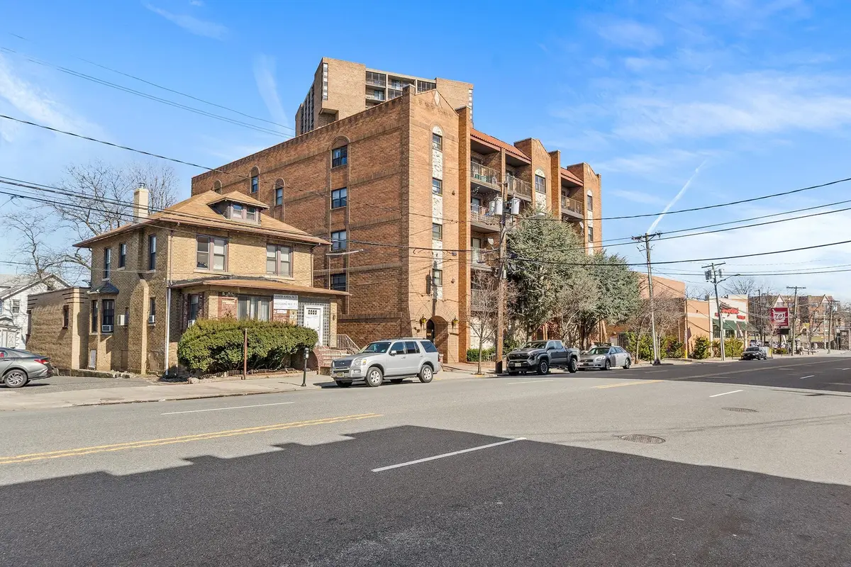 9249 KENNEDY BLVD #105, North Bergen, NJ 07047 - #1