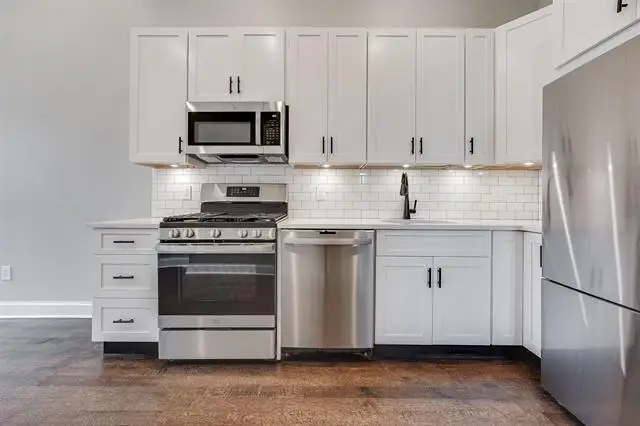 130 WEST SIDE AVE, Jersey City, NJ 07305 - #3
