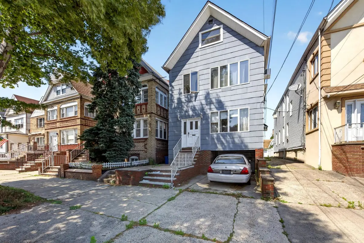 37 EAST 31ST ST, Bayonne, NJ 07002 - #1