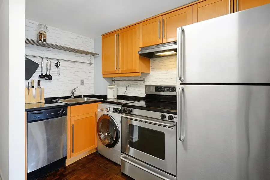 212 9TH ST #4B, Jersey City, NJ 07302 - #3