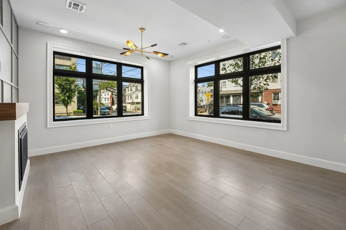 158 OAKLAND AVE #1A, Jersey City, NJ 07306 - #1
