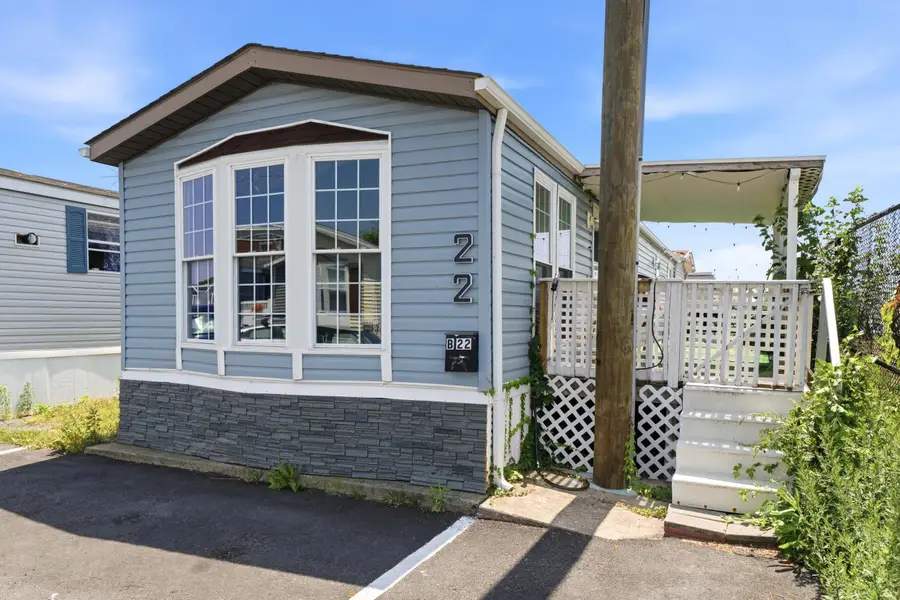 190 WEST 24TH ST #b22, Bayonne, NJ 07002 - #2