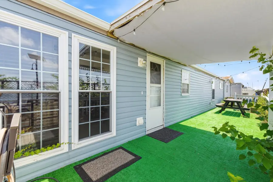 190 WEST 24TH ST #b22, Bayonne, NJ 07002 - #3