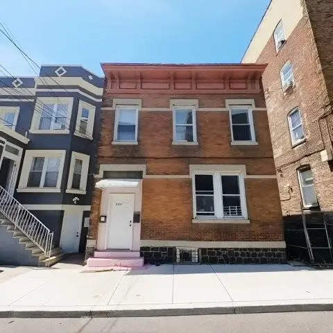 325 52ND ST, West New York, NJ 07094 - #1