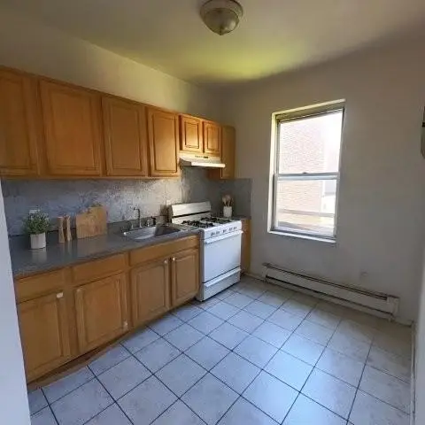 325 52ND ST, West New York, NJ 07094 - #3