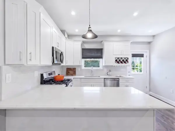 155 LAIDLAW AVE #101, JC, Heights, NJ 07306